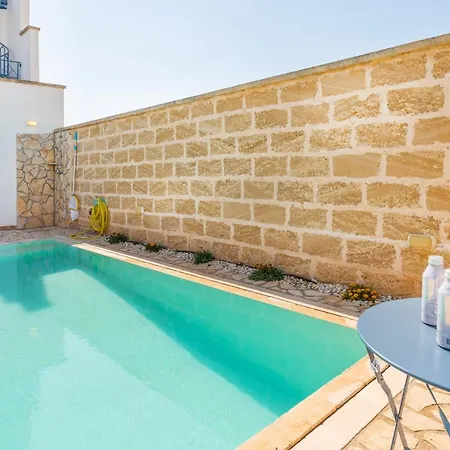 Holiday home Lorenzo - Piscina Privata